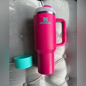 Stanley Fuchsia Travel Mug with Teal Lid